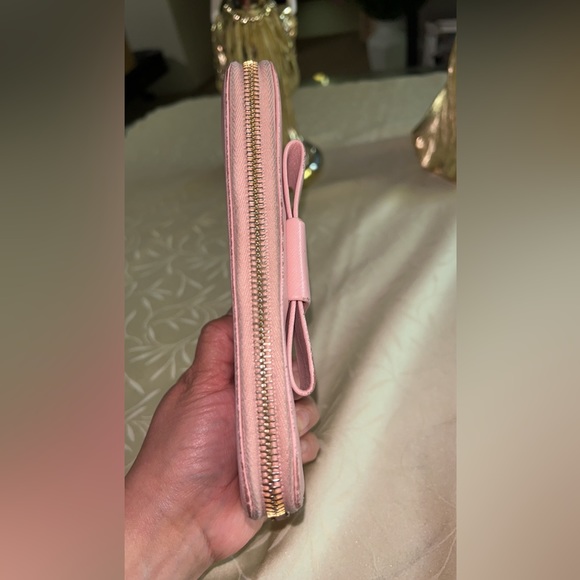 Prada Light Pink Bow Saffiano Wallet - Picture 14 of 15